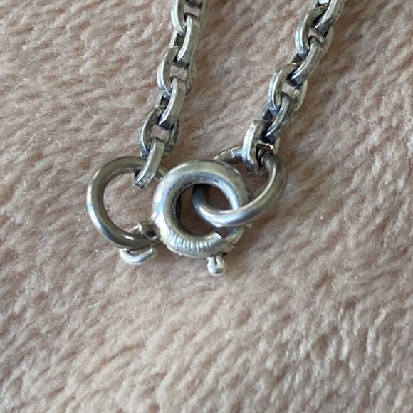Vintage Southwestern sterling silver bee necklace - Picture 6 of 6